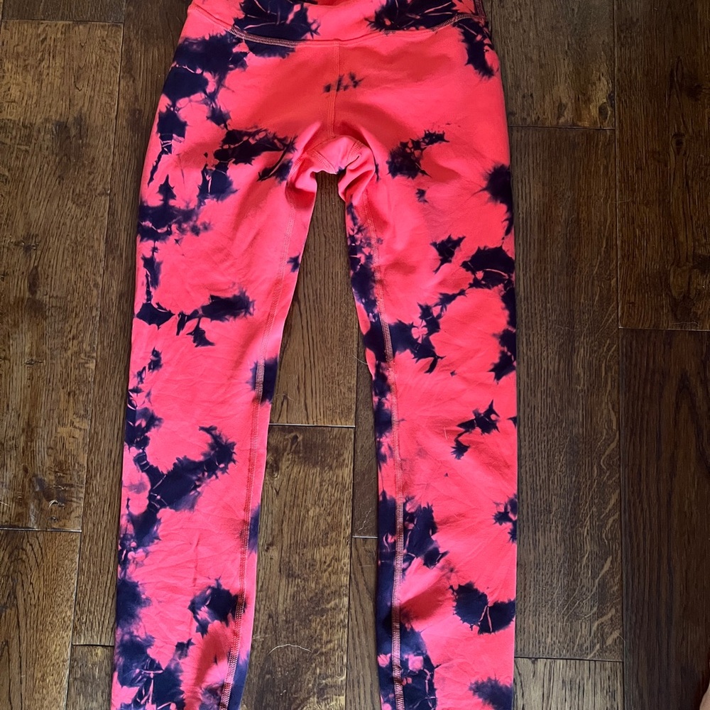 Red and black tie dye lululemon leggings